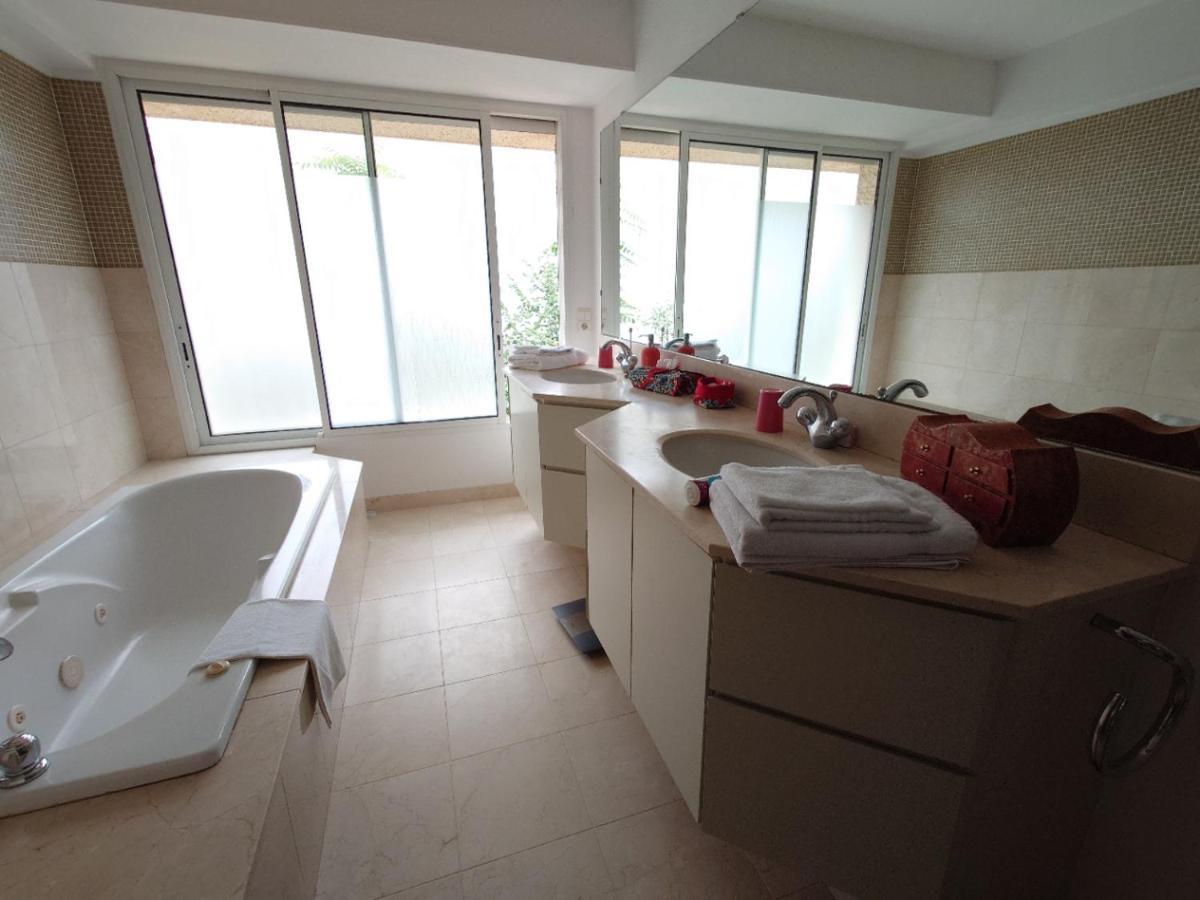 Chambres D'Hotes "Toutuncinemer" Saleilles Bagian luar foto